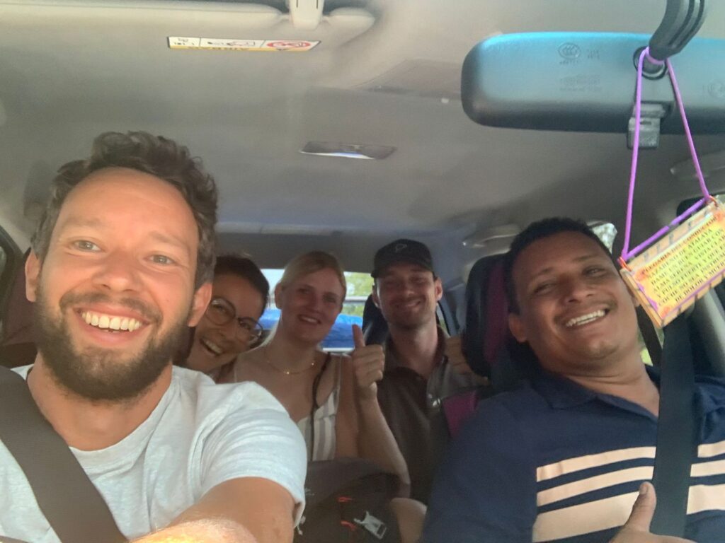 Panama airport transfer vehicle